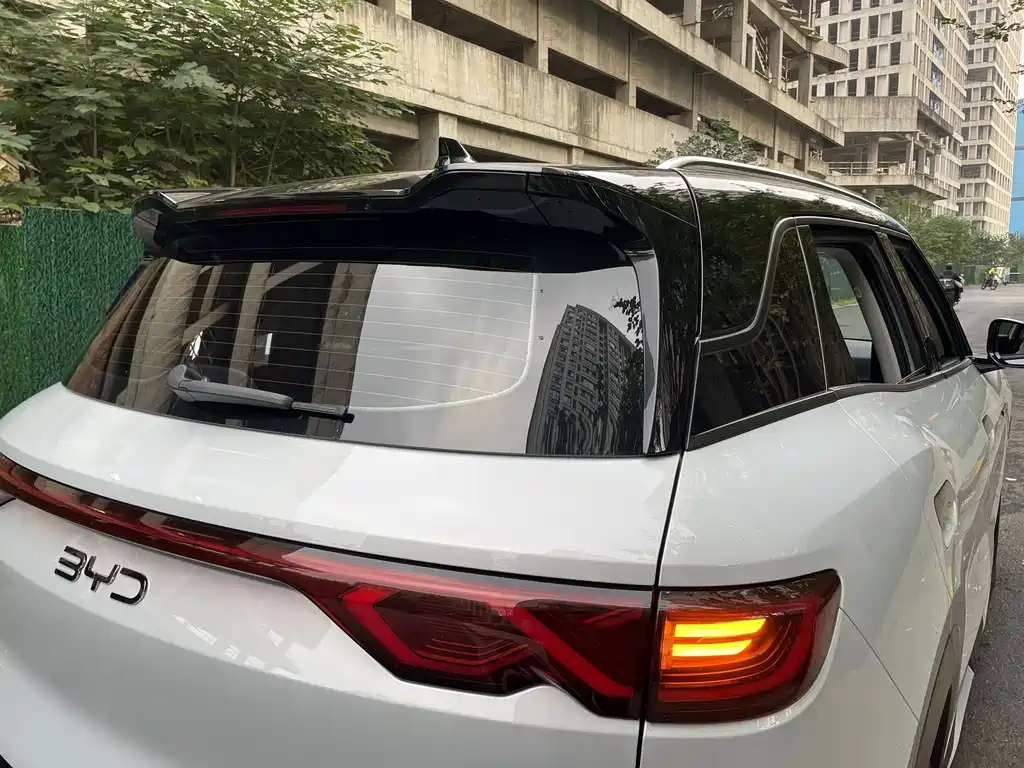 BYD Yuan UP — миниатюра 7