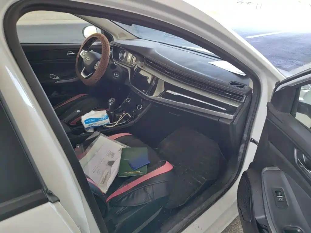 Chery Arrizo 5 — миниатюра 18