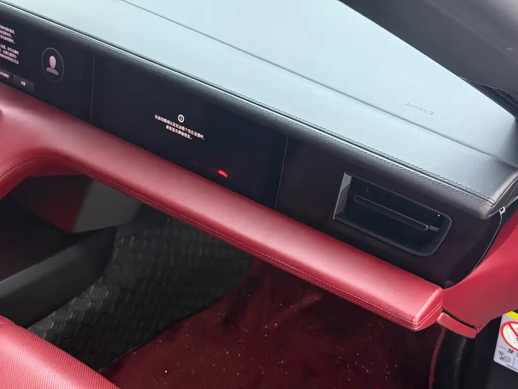 Porsche Taycan — миниатюра 22