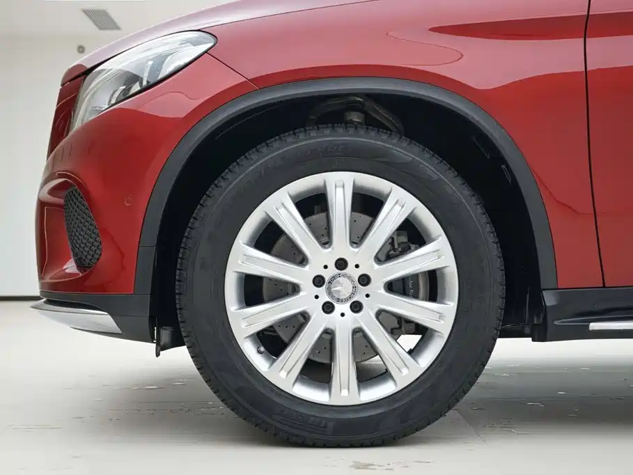 Mercedes-Benz GLE Coupe — миниатюра 13