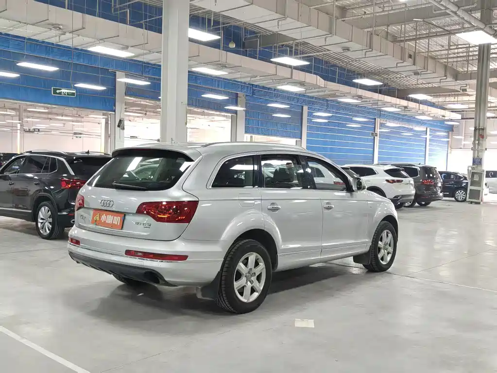 Audi Q7 — миниатюра 4