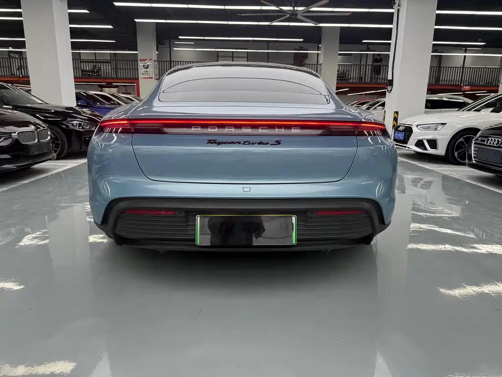 Porsche Taycan — миниатюра 24