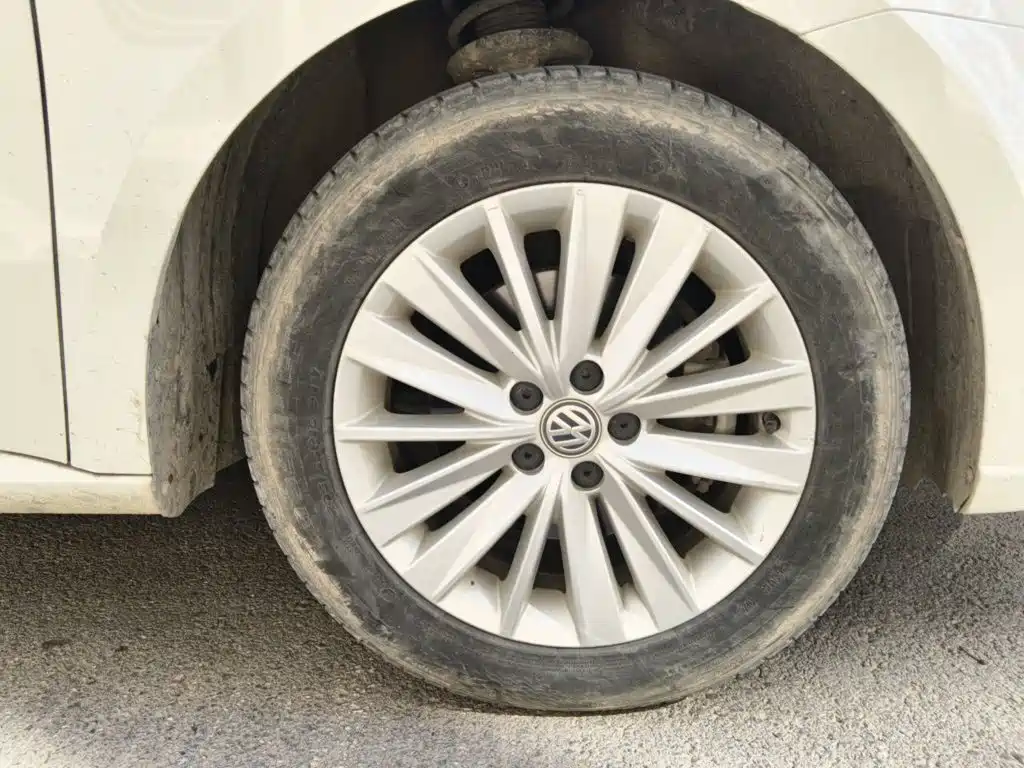 Volkswagen Lavida — миниатюра 24