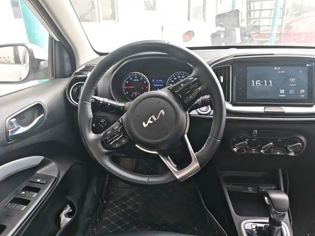 Kia KX1 — миниатюра 3