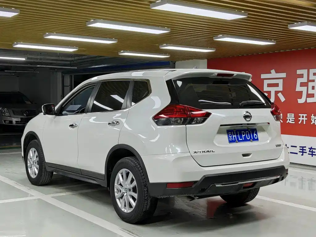 Nissan X-Trail — миниатюра 4