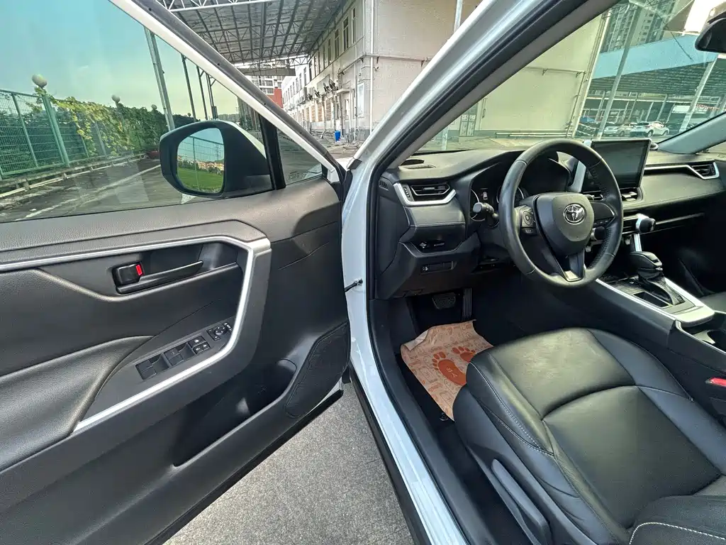 Toyota Wildlander — миниатюра 15