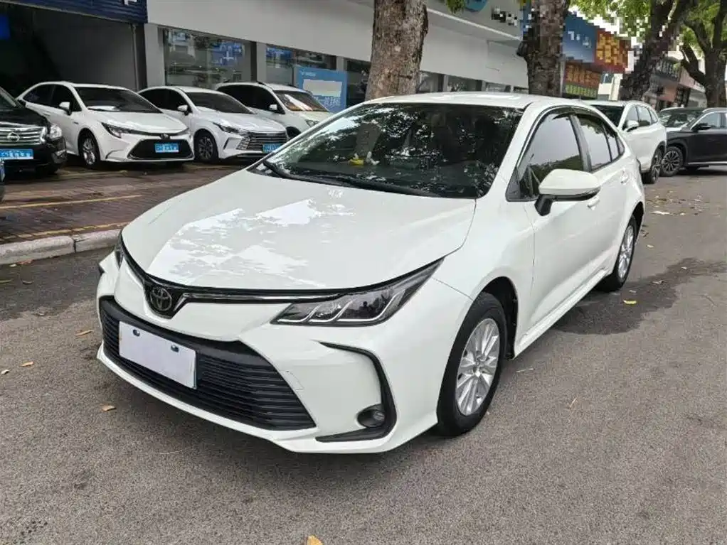 Купить Toyota Corolla