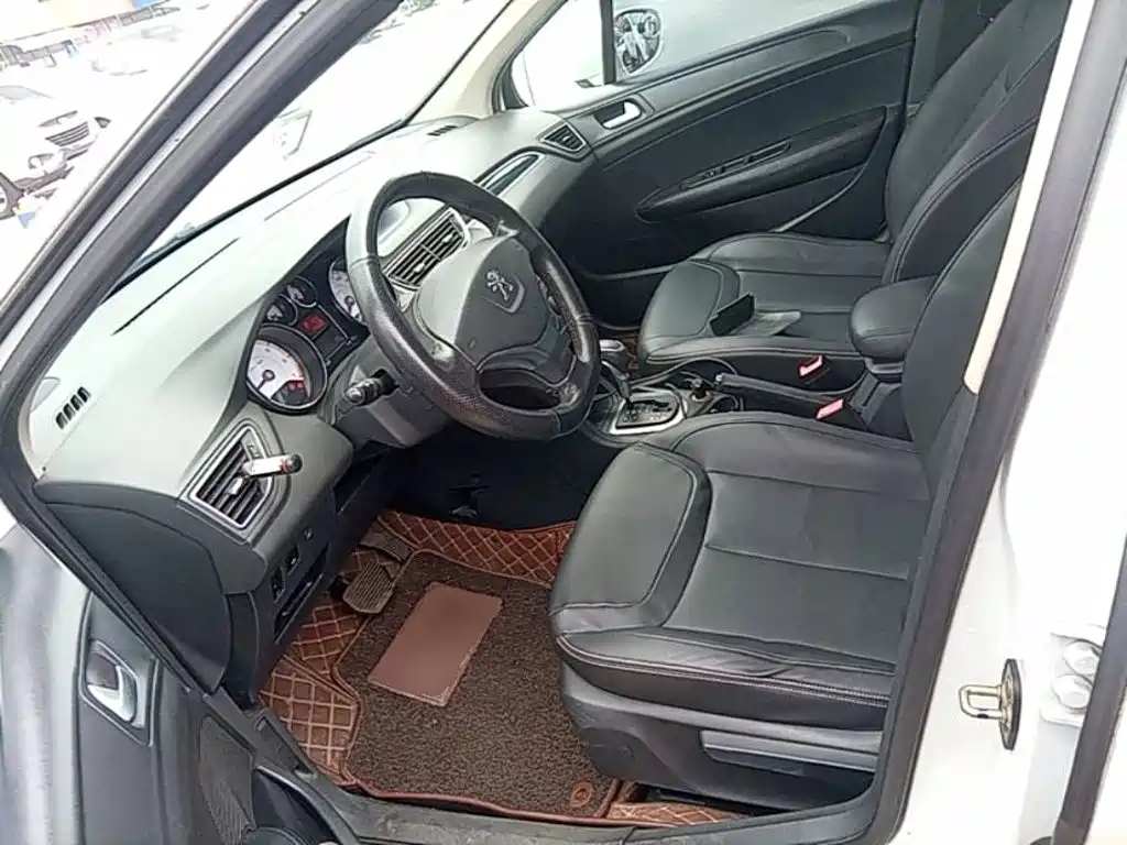 Peugeot 308 — миниатюра 16