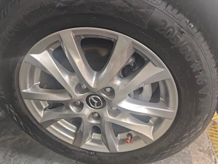 Mazda 3 Axela — миниатюра 6