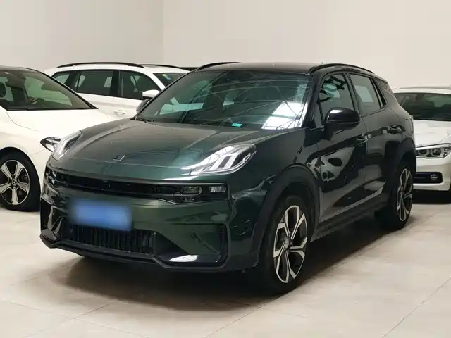2022 Lynk & Co 06