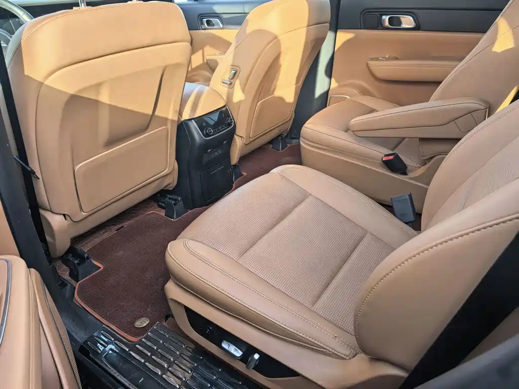 Li Auto Li ONE — миниатюра 6