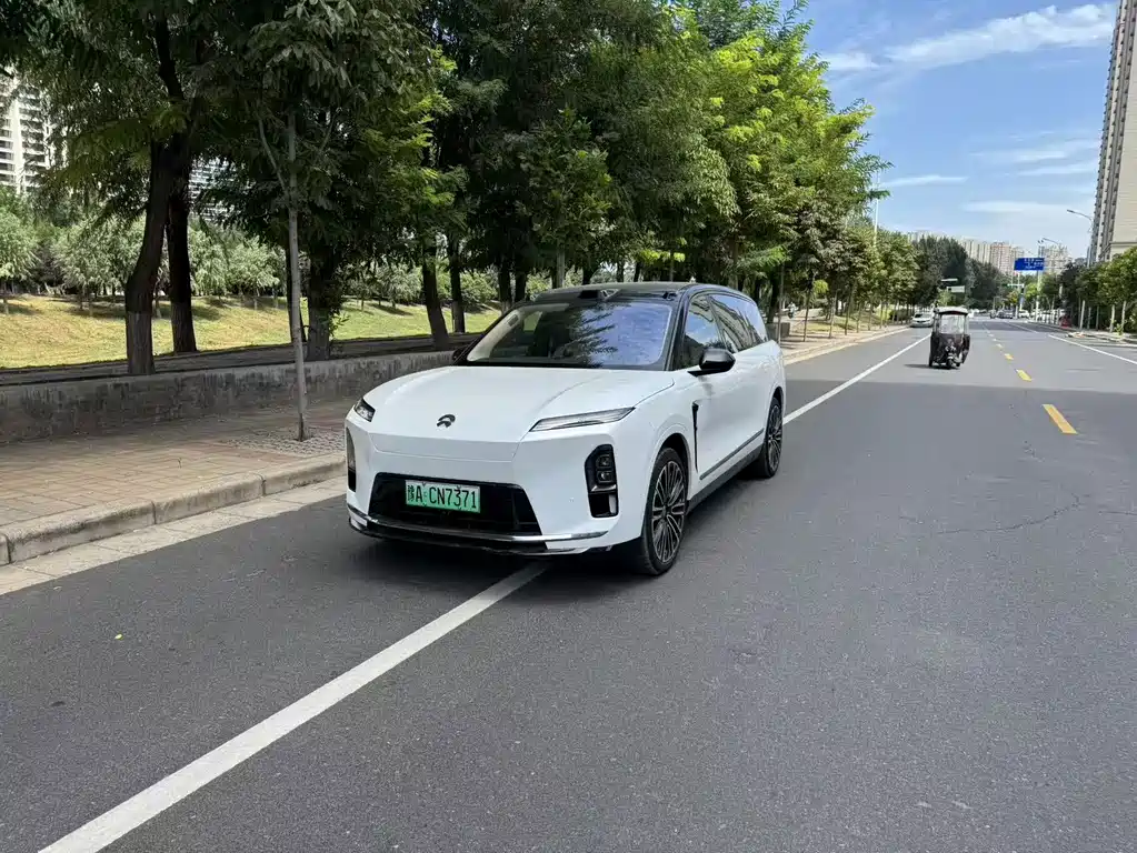 NIO ES8 — миниатюра 3