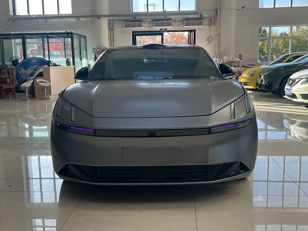 Lynk & Co Z10 — миниатюра 2