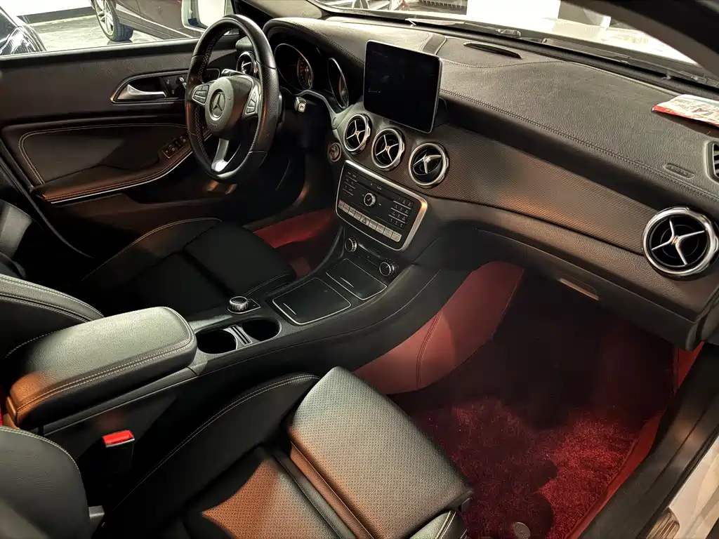 Mercedes-Benz GLA — миниатюра 9