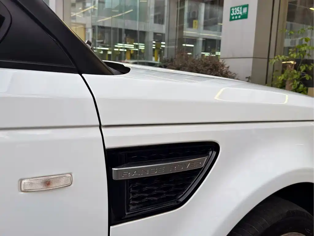 Land Rover Range Rover Sport 2013 3.0 TDV6