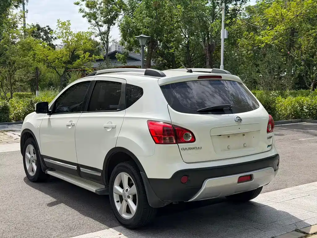 Nissan Qashqai — миниатюра 17