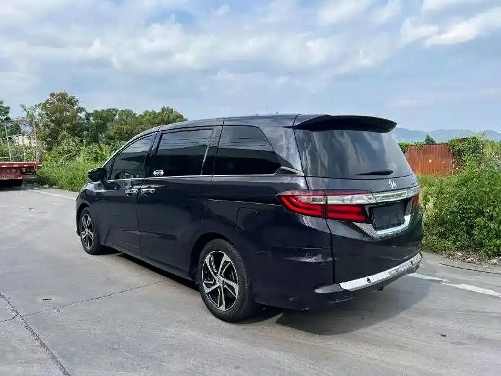 Honda Odyssey — миниатюра 8