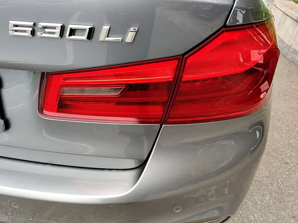 BMW 5 Series (Import) — миниатюра 8