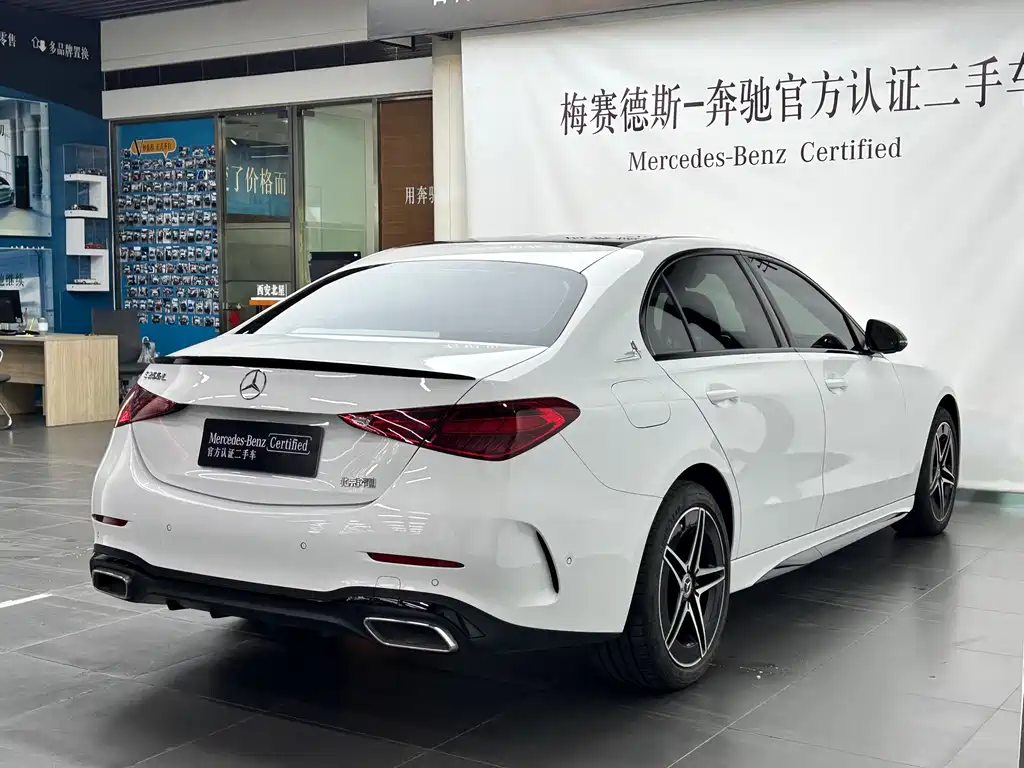 Mercedes-Benz C-Class — миниатюра 5