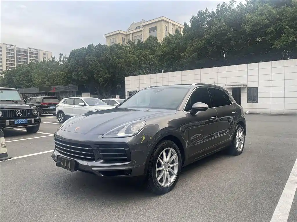Porsche Cayenne 2020