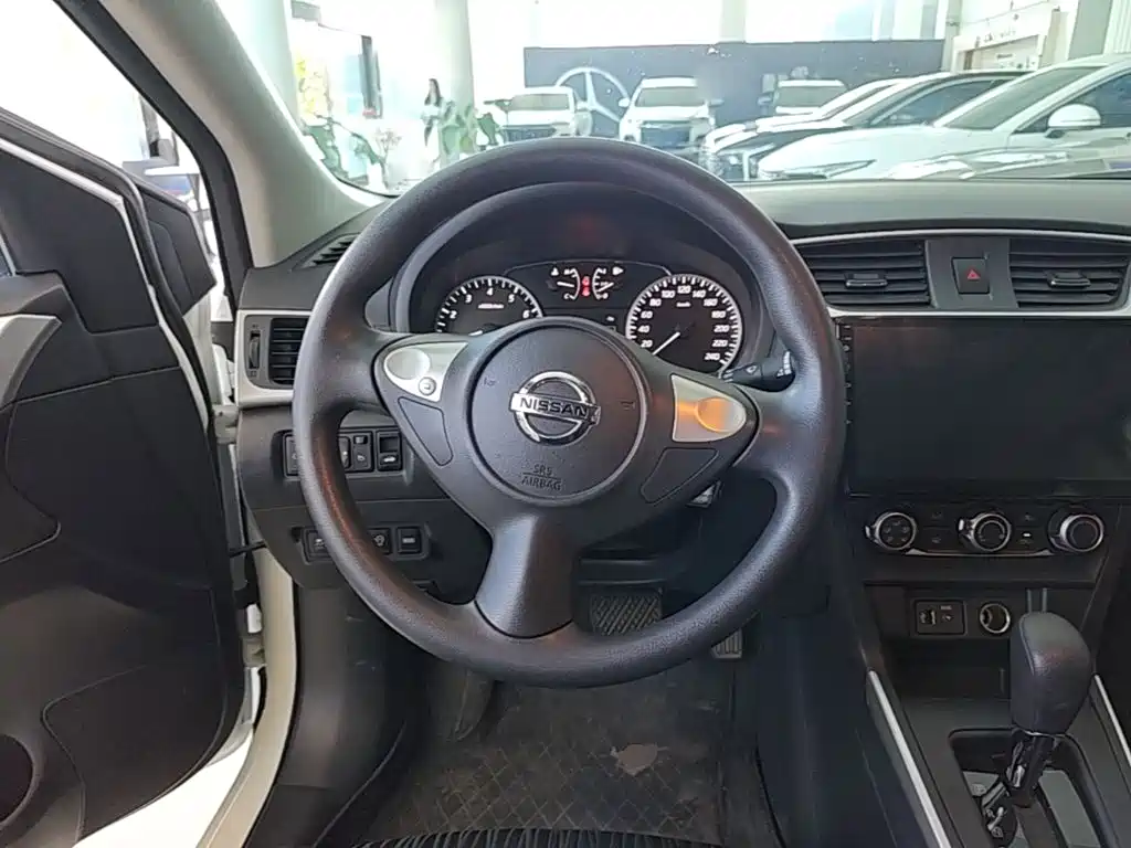 Nissan Sylphy — миниатюра 11