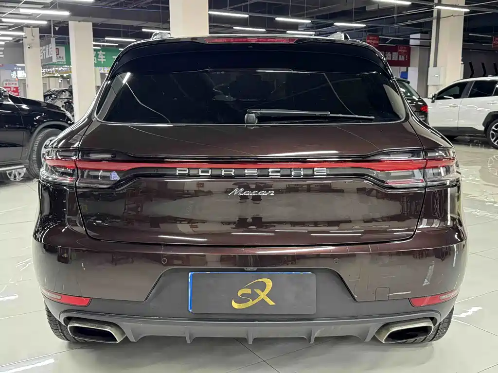 Porsche Macan — миниатюра 5