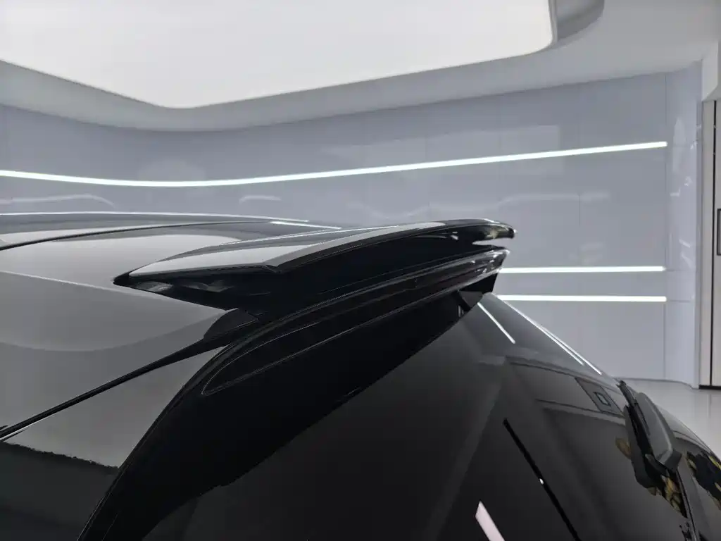 PORSCHE CAYENNE NEW ENERGY