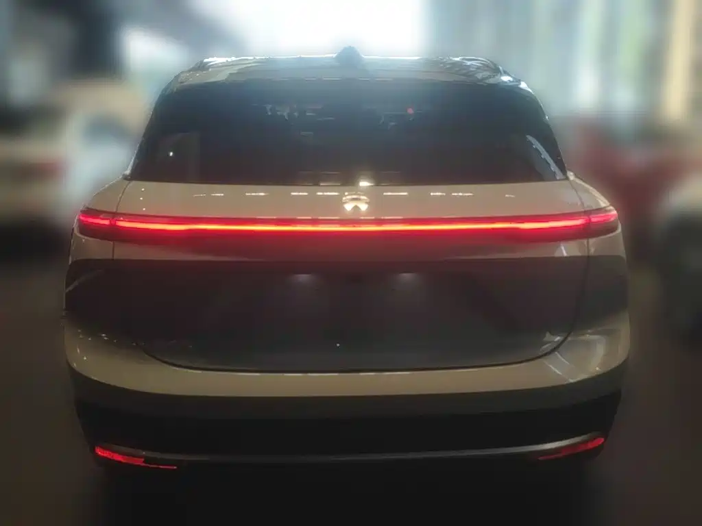 NIO ES6 — миниатюра 8