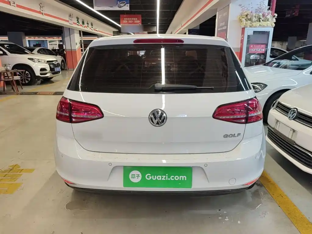 Volkswagen Golf — миниатюра 6