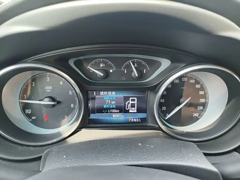 Buick Envision Plus — миниатюра 12