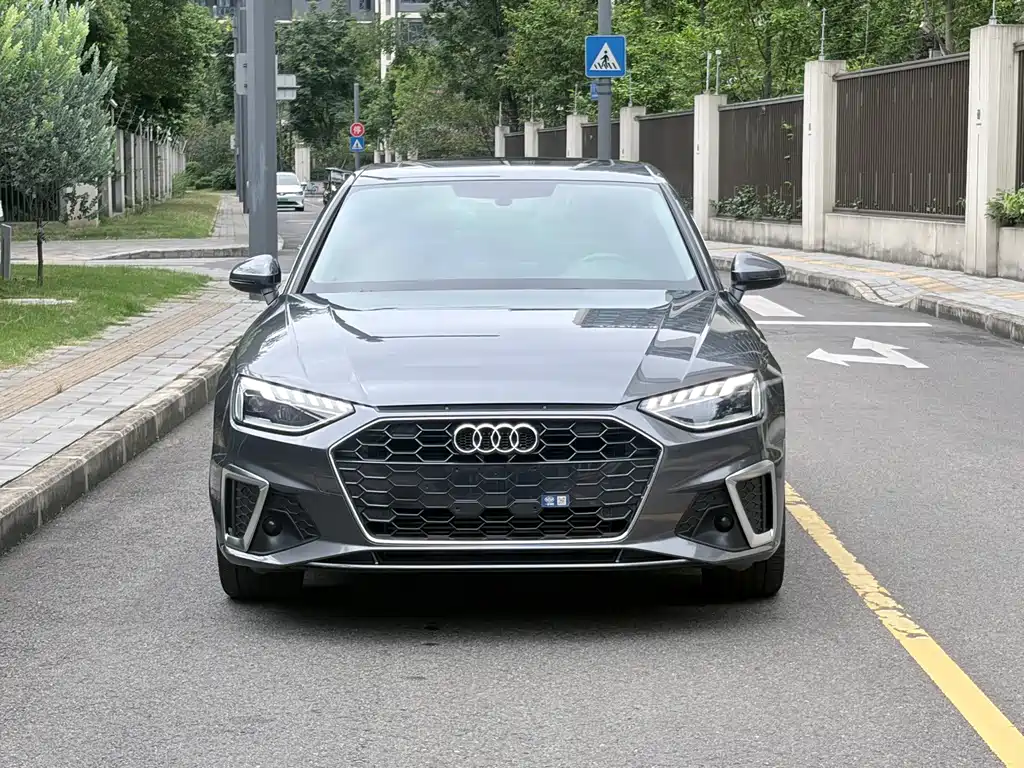 Audi A4L — миниатюра 2