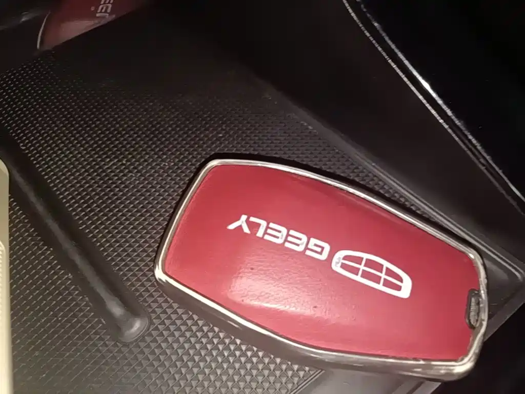 Geely Boyue — миниатюра 9
