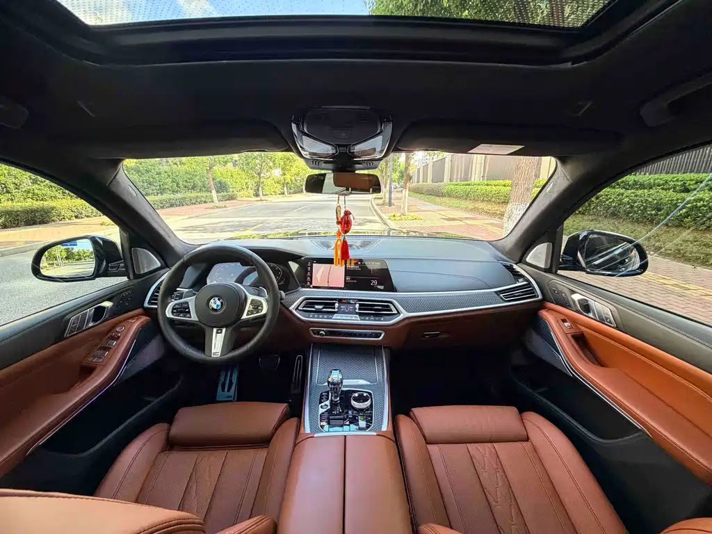 BMW X7 — миниатюра 14