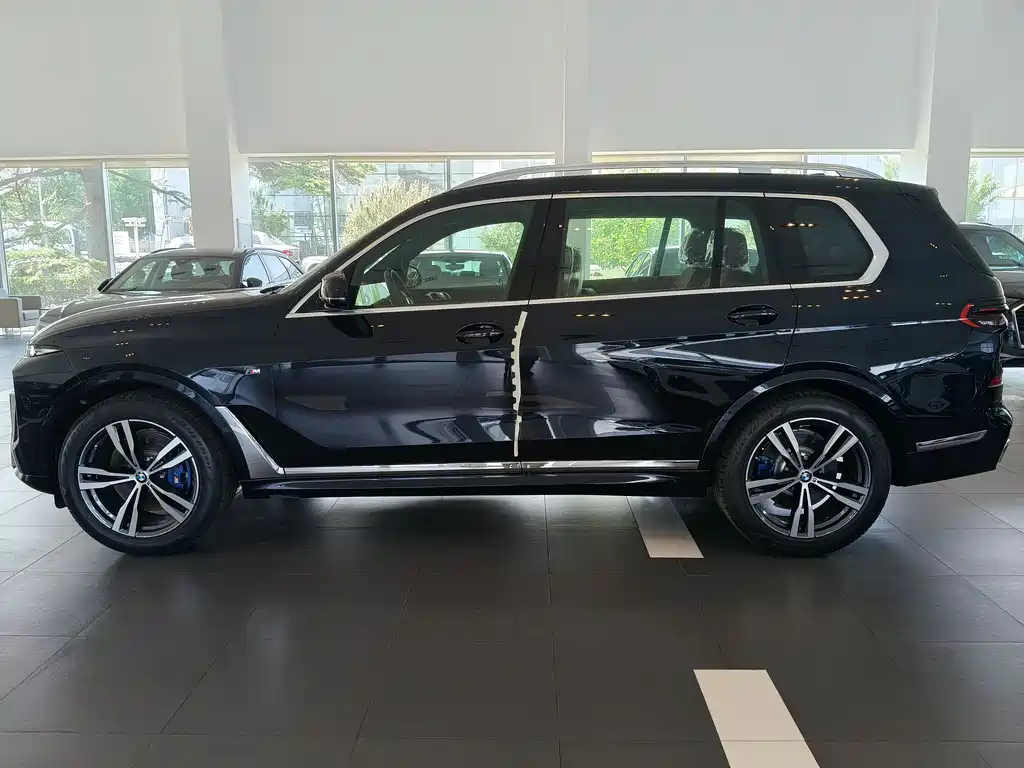 BMW X7 2024 xDrive40i Premium M Sport