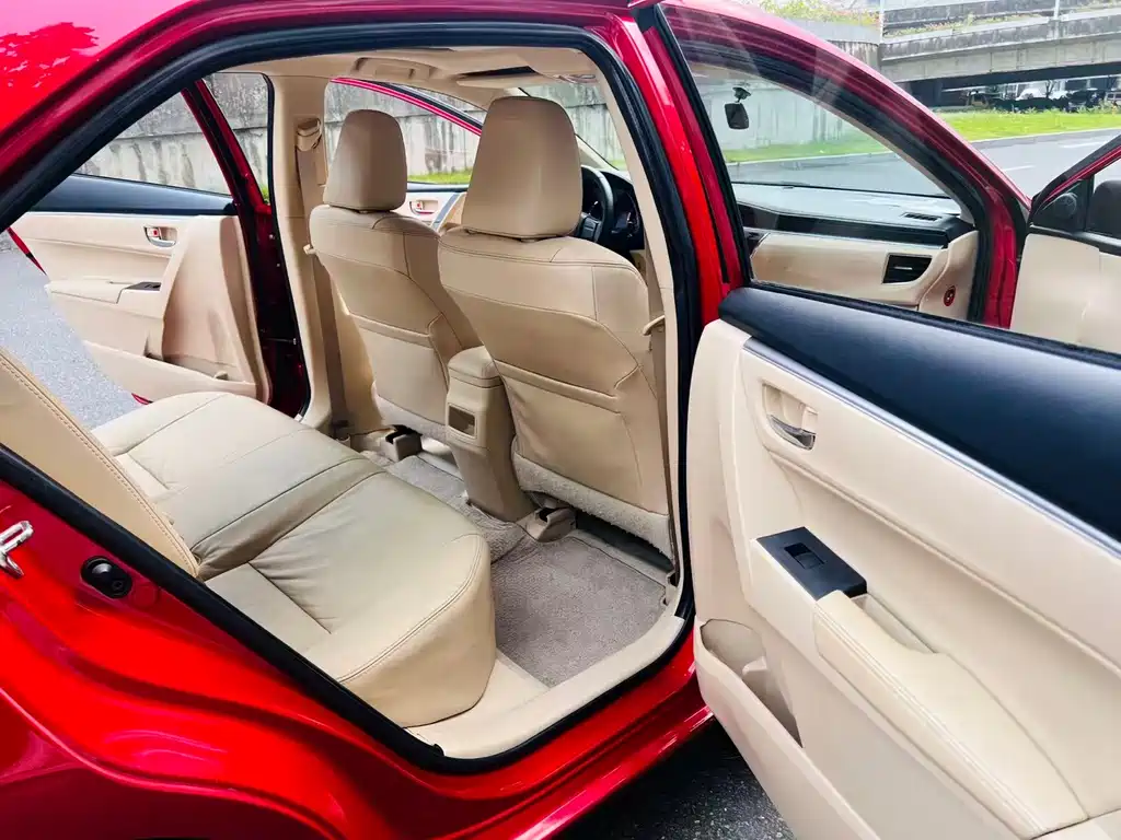 Toyota Corolla — миниатюра 8