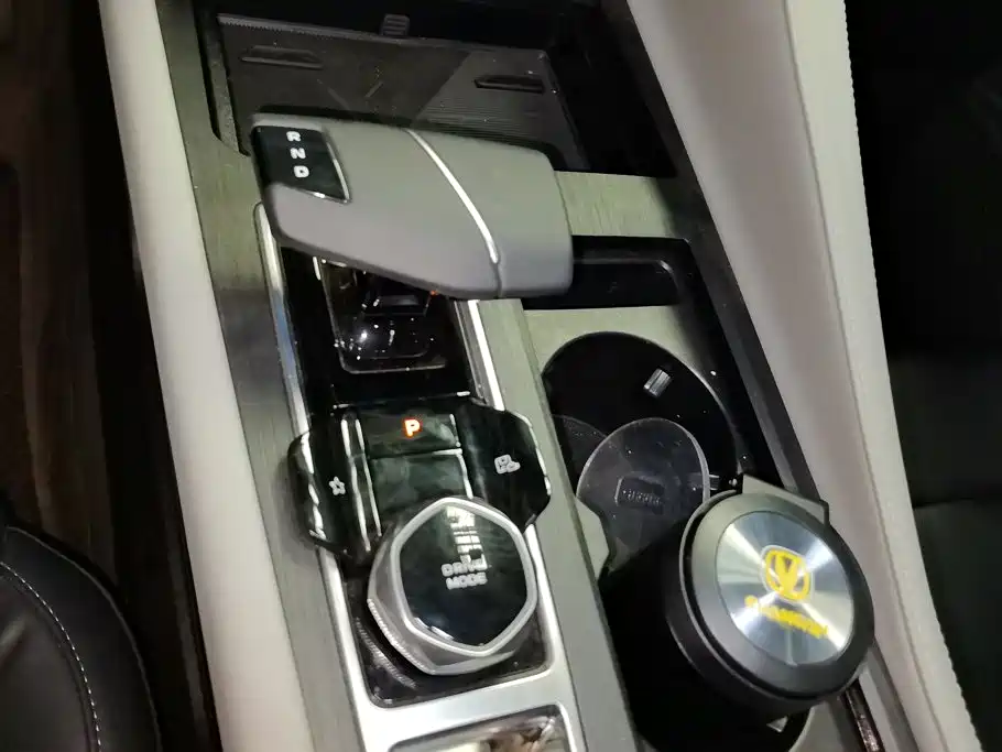 Changan Changan CS75PLUS — миниатюра 16
