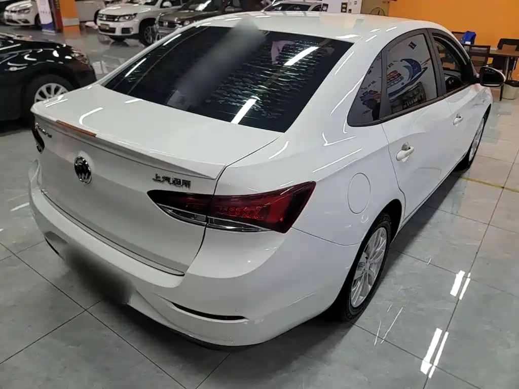 Buick Excelle — миниатюра 7