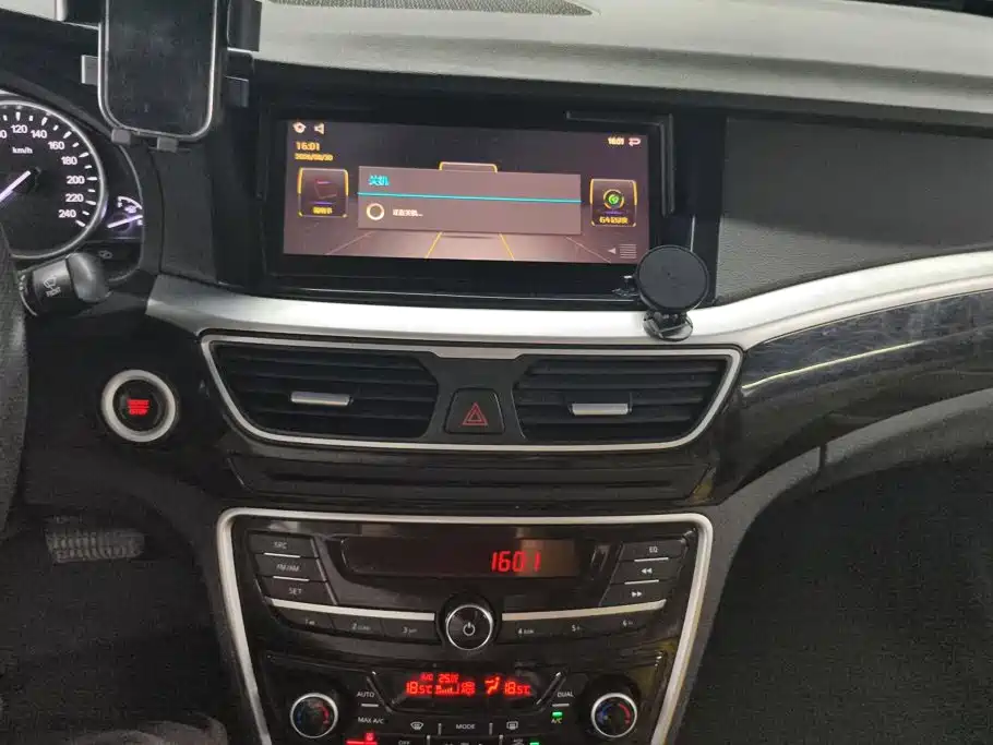 Geely Borui — миниатюра 13
