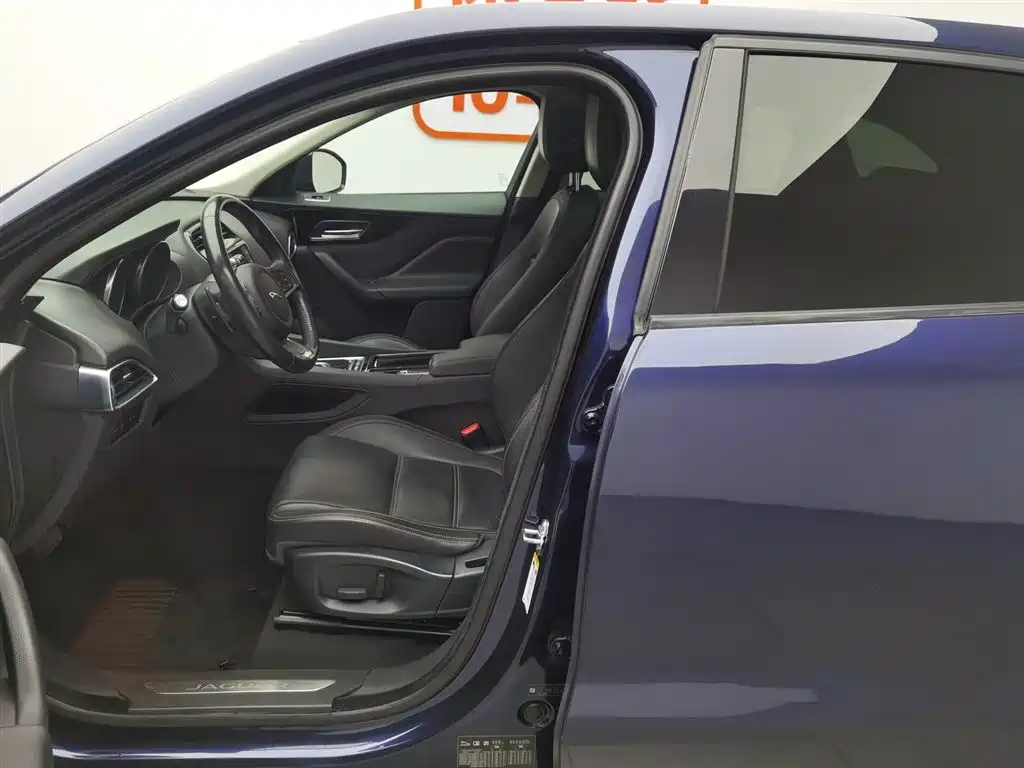 JAGUAR F PACE
