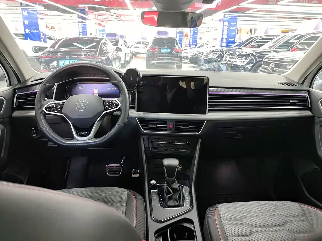 Volkswagen Tiguan L L 2022 330TSI AT R-Line Flagship