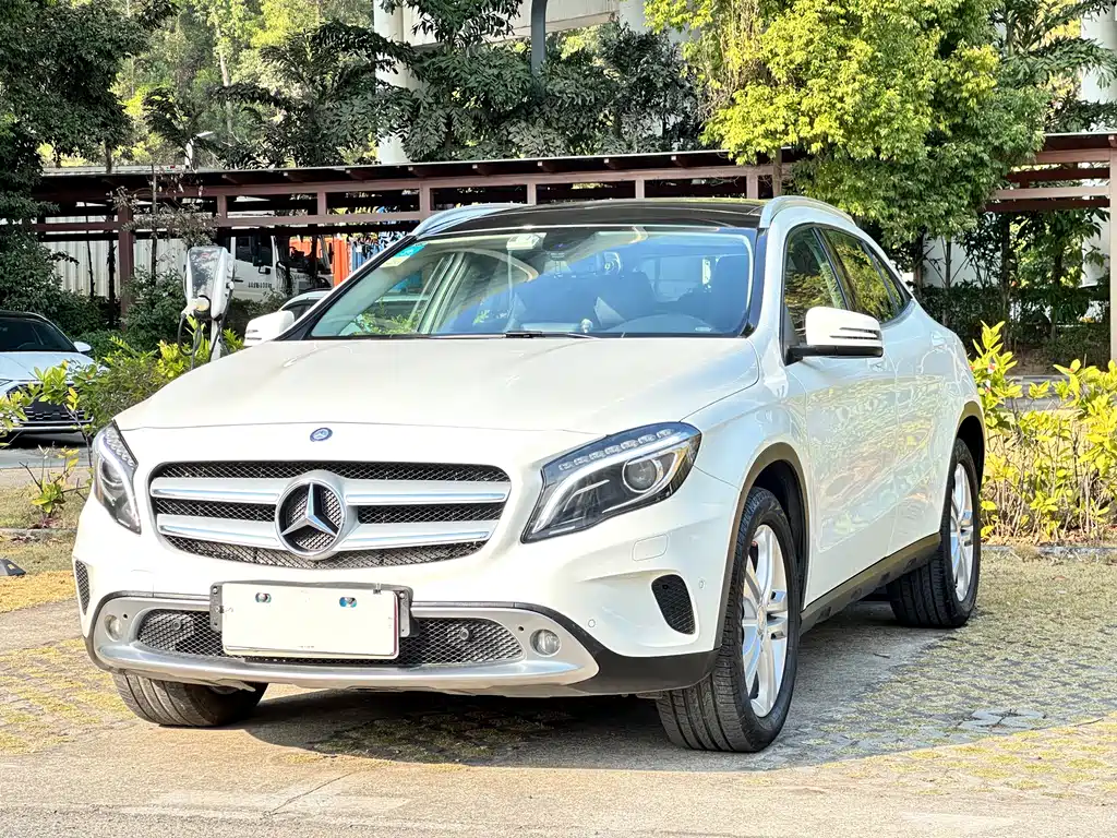 Mercedes-Benz GLA (Import) 2015