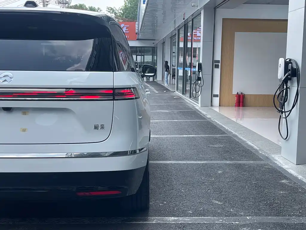 NIO ES9 — миниатюра 15