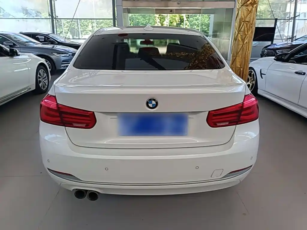 BMW 3 Series — миниатюра 6