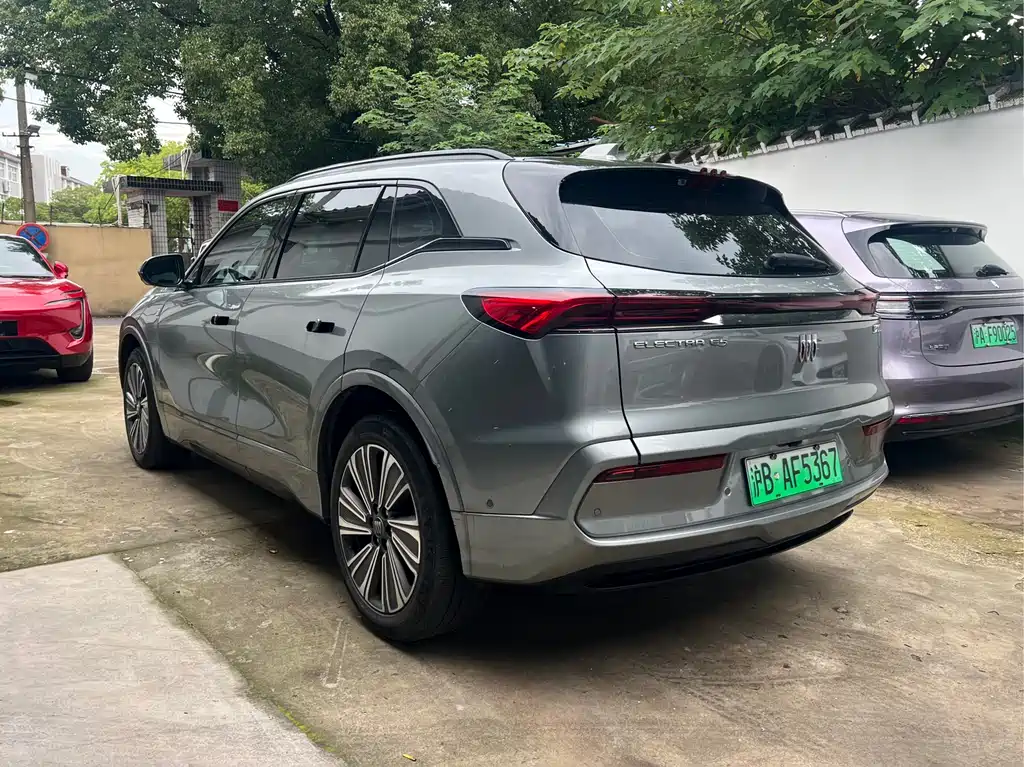 Buick E5 2023 Premium
