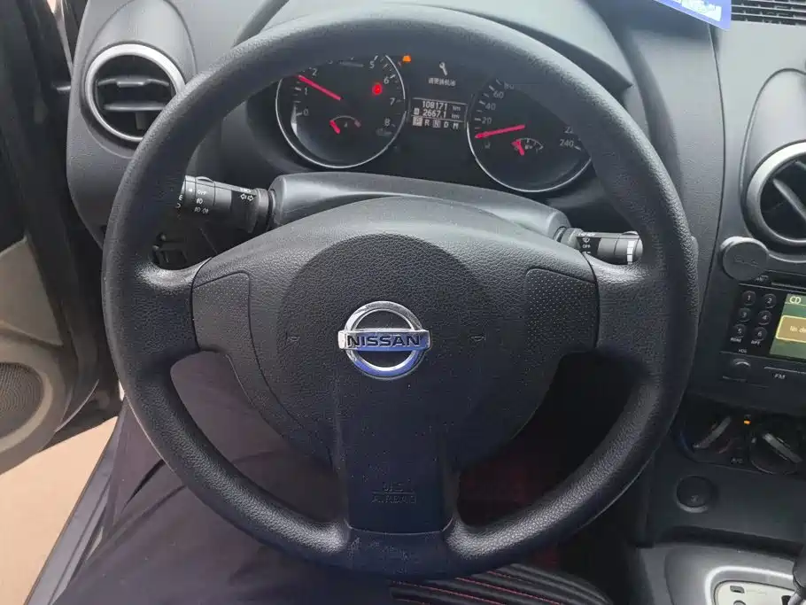 Nissan Qashqai — миниатюра 15