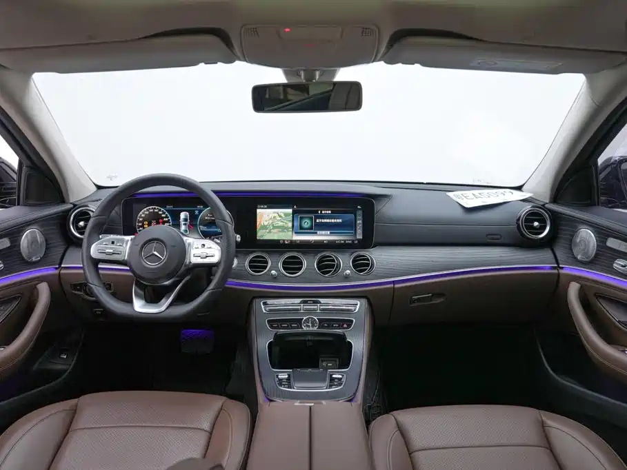 Mercedes-Benz E-Class — миниатюра 8