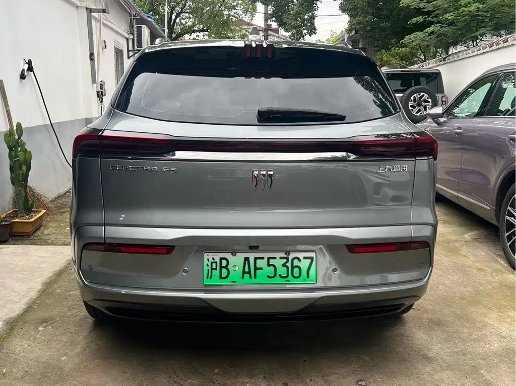 Buick E5 2023 Premium