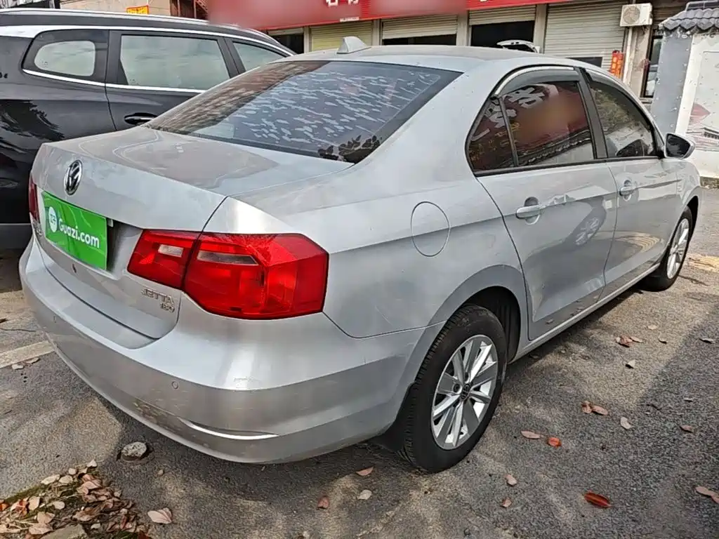 Volkswagen Jetta — миниатюра 7