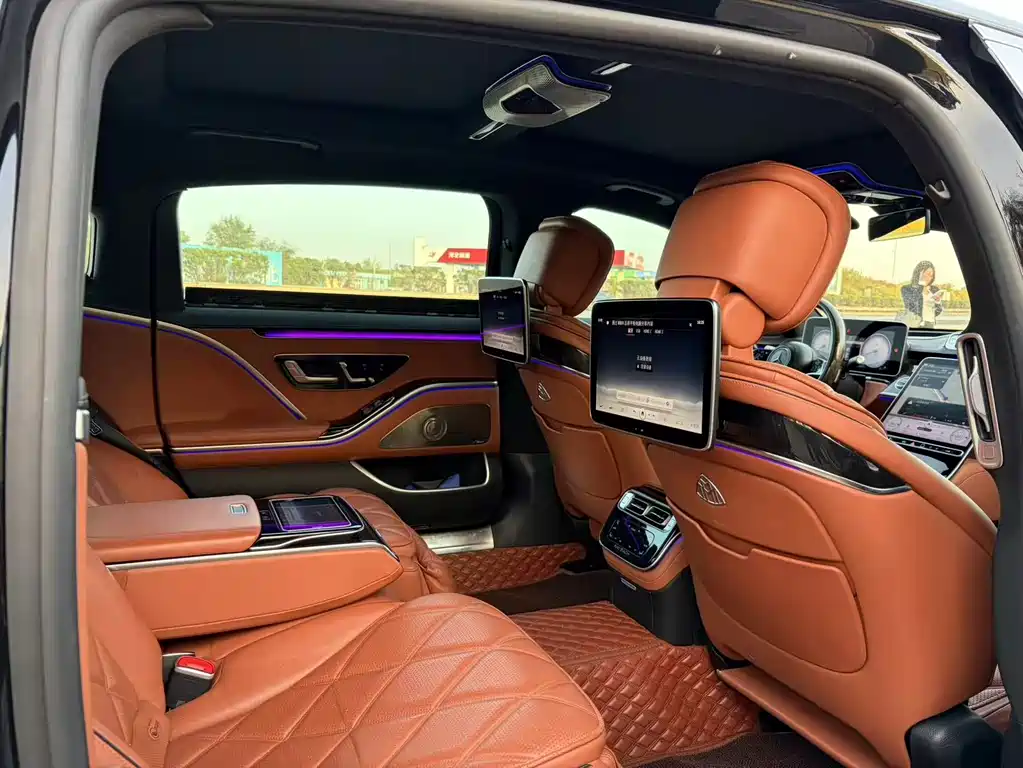 Mercedes-Benz S-Class — миниатюра 6
