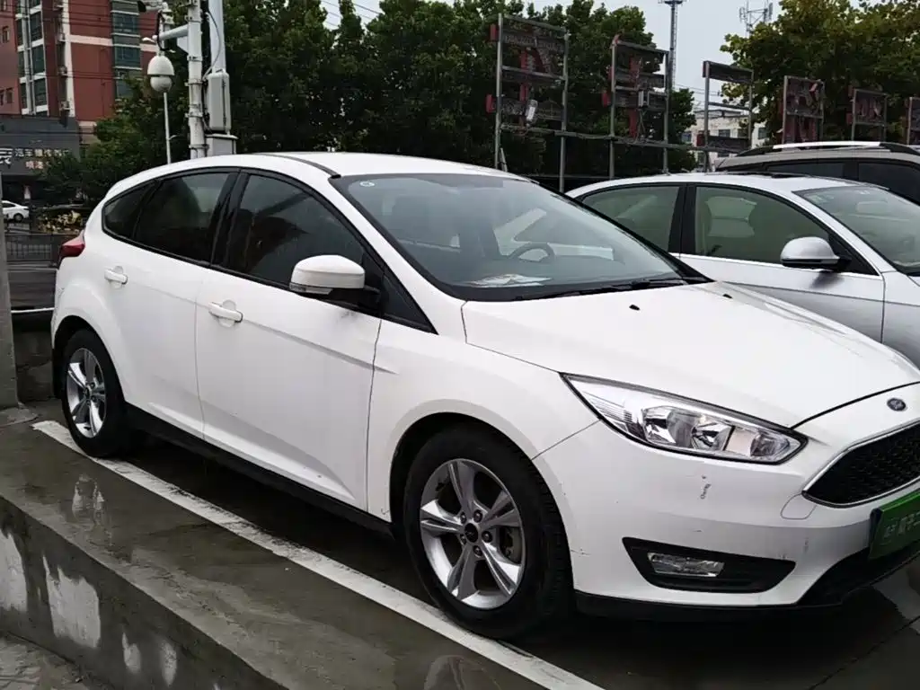 Ford Focus — миниатюра 4